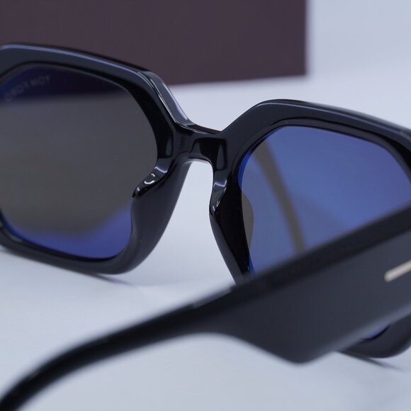 Tom Ford Veronique-02 FT0917 01A Black Rectangle Sunglasses - Picture 8 of 10